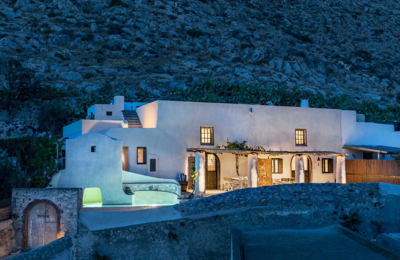 Canava Villas #2 In Santorini Private Pool Emporio  外观 照片